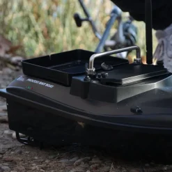 Bateau amorceur carpe team carpfishing Process bait boat