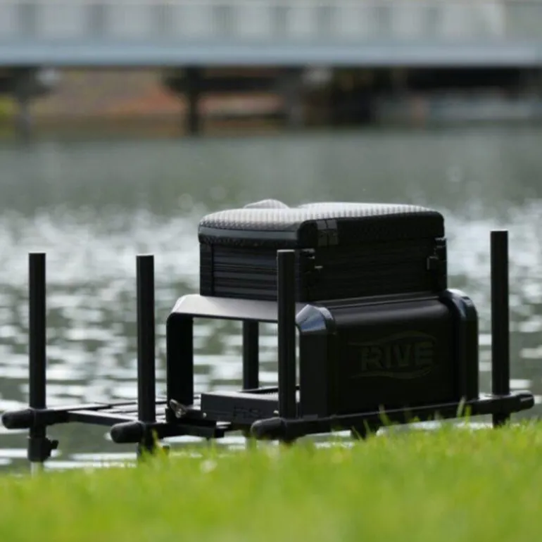 Station Rive D36 RS2 Black Carbon