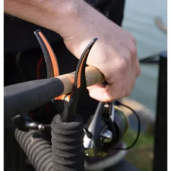 Support de canne coup guru rear reaper